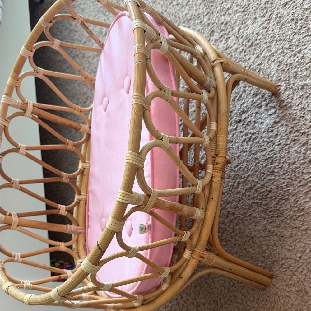 Poppie Rattan Doll Crib with Pink Cushion